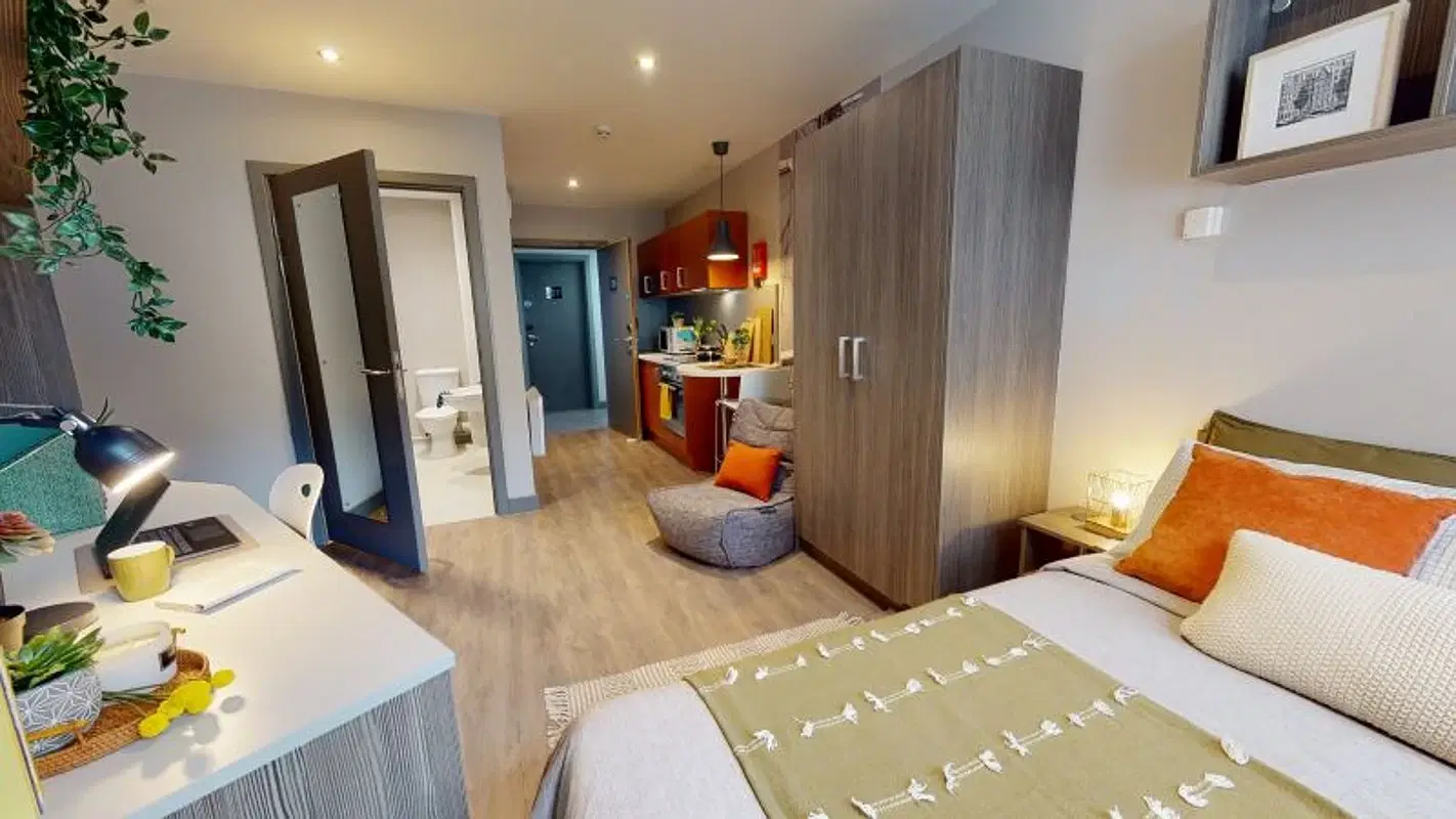 iQ Water Lane House, Bristol – Silver Studio