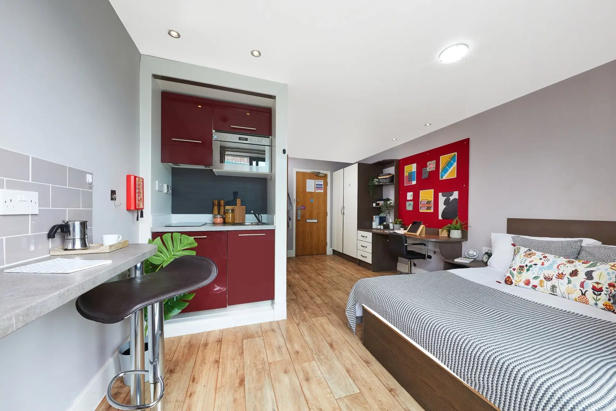 Collegiate Dashwood Studios, London – Gold Studio