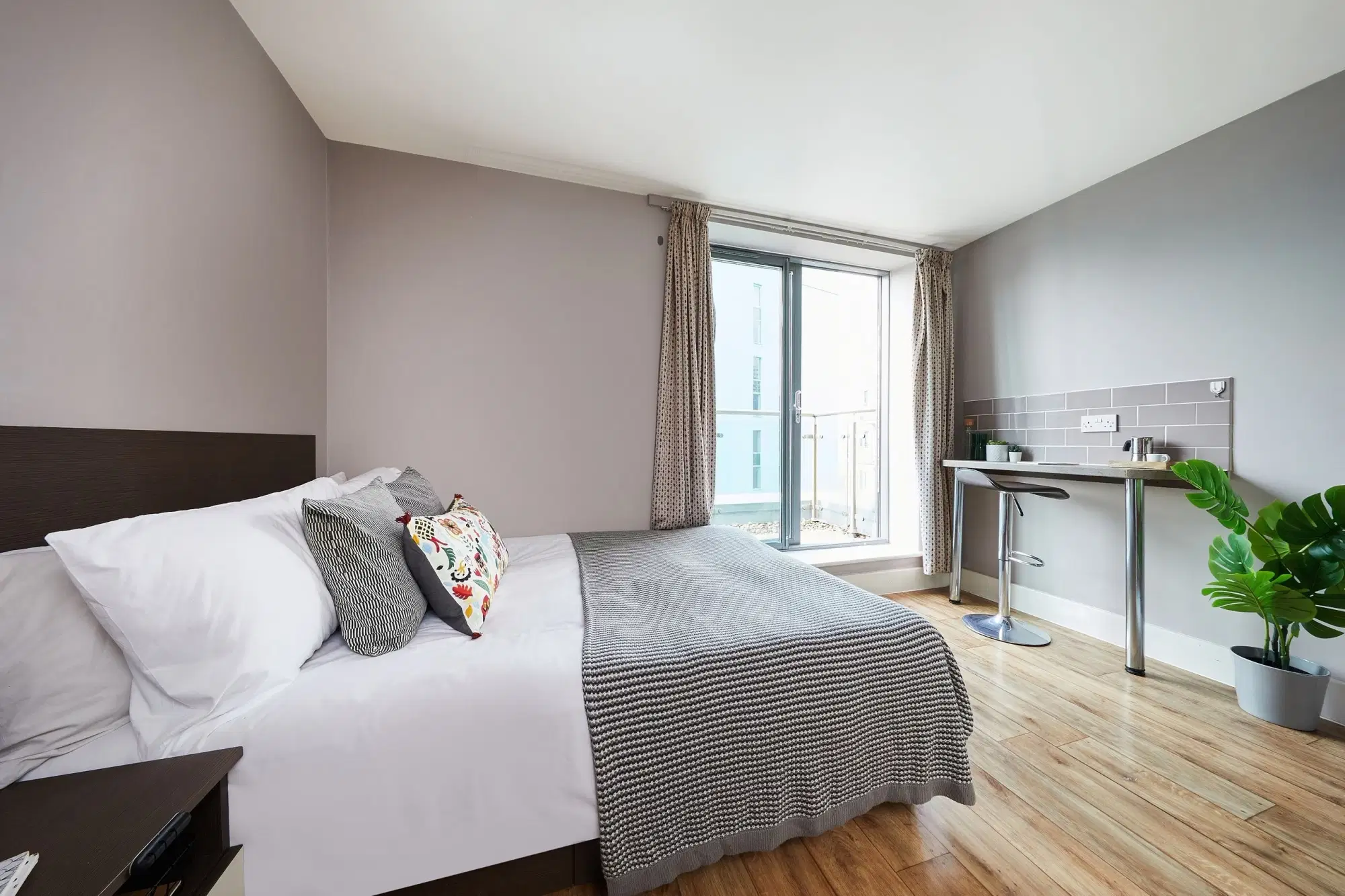Collegiate Dashwood Studios, London – Silver Studio