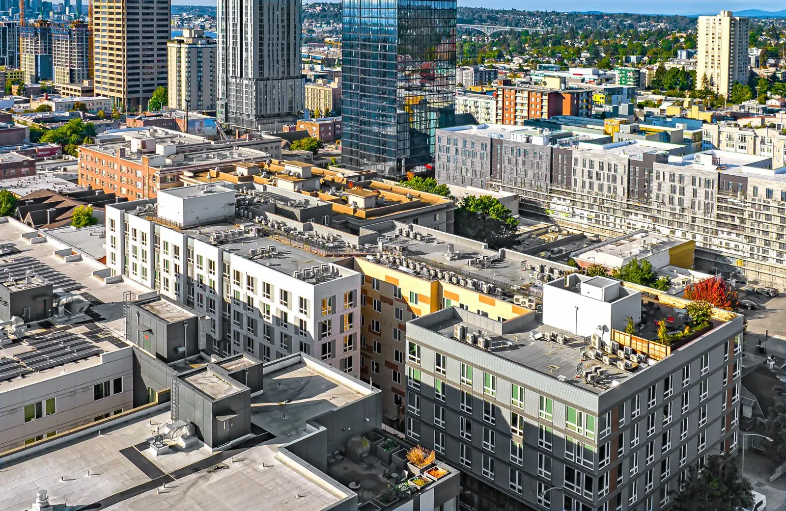 Theory U District, Seattle – Exterior