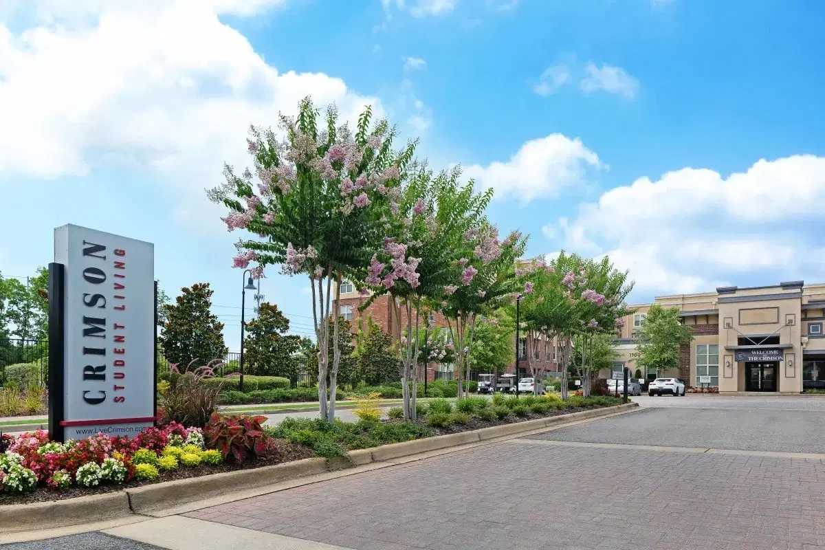 The Crimson, Tuscaloosa – Exterior