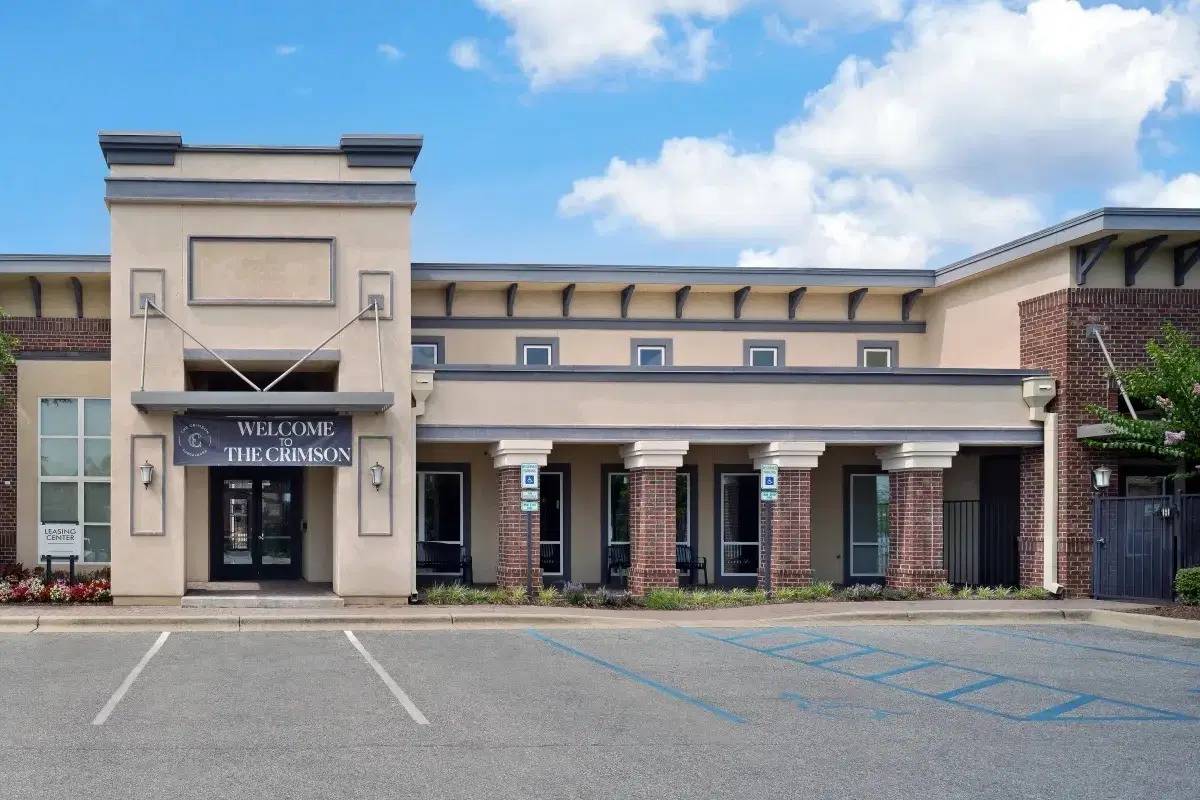 The Crimson, Tuscaloosa – Exterior