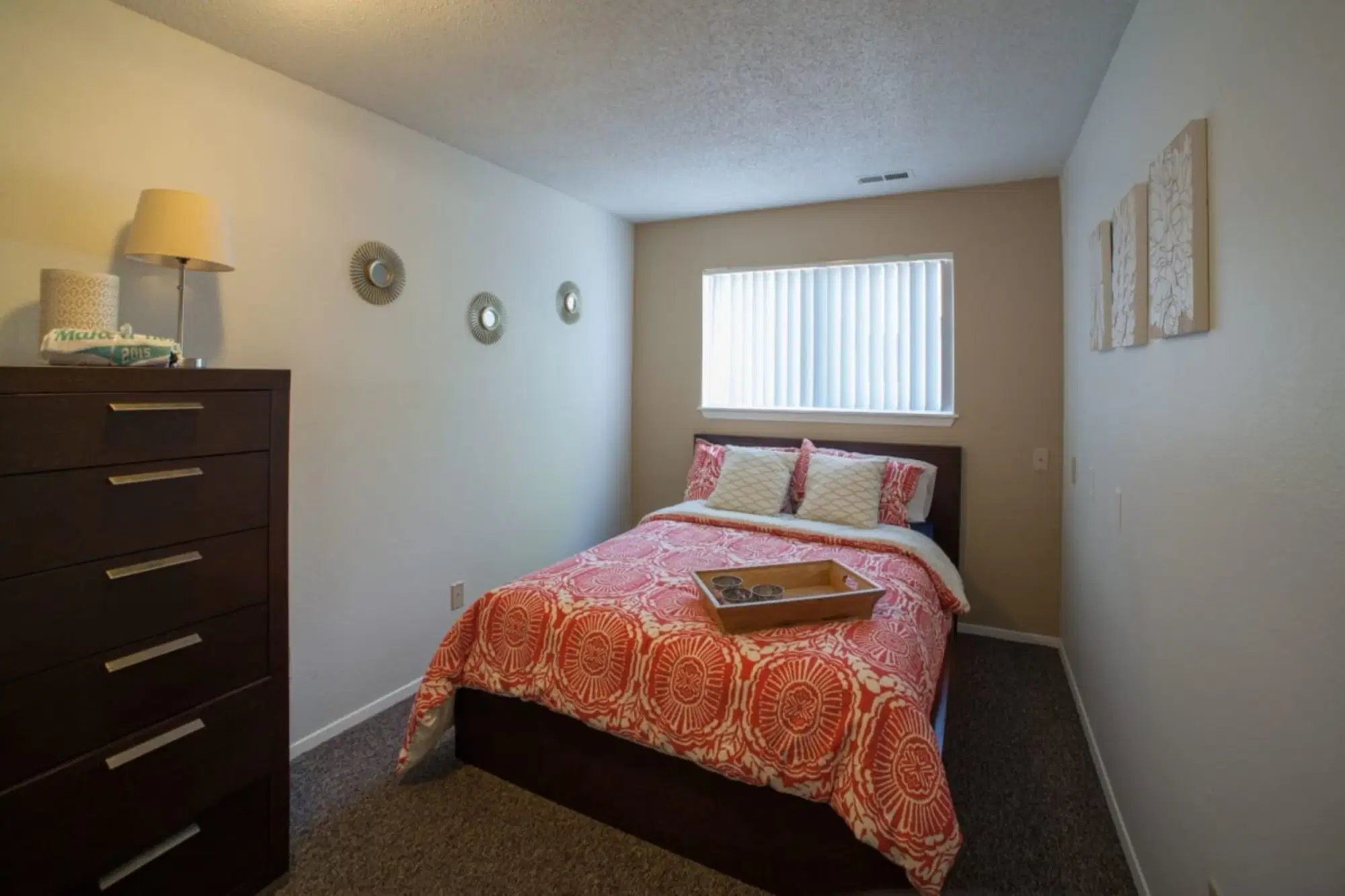 Hawks Pointe, Lawrence – Bedroom