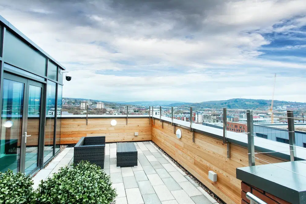 Steel City, Sheffield – Exterior