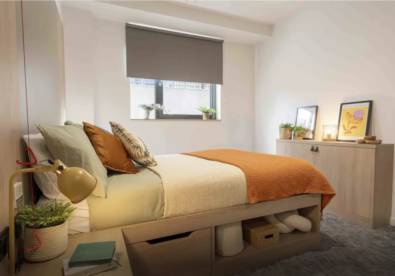 iQ The Mont, Edinburgh – Gold En Suite