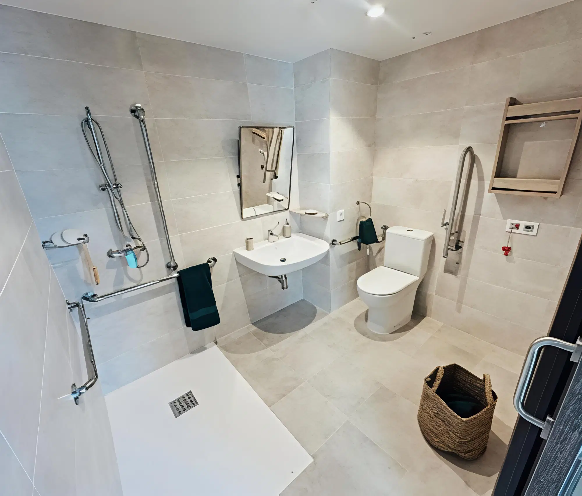 Girona Tarradellas, Girona – Studio