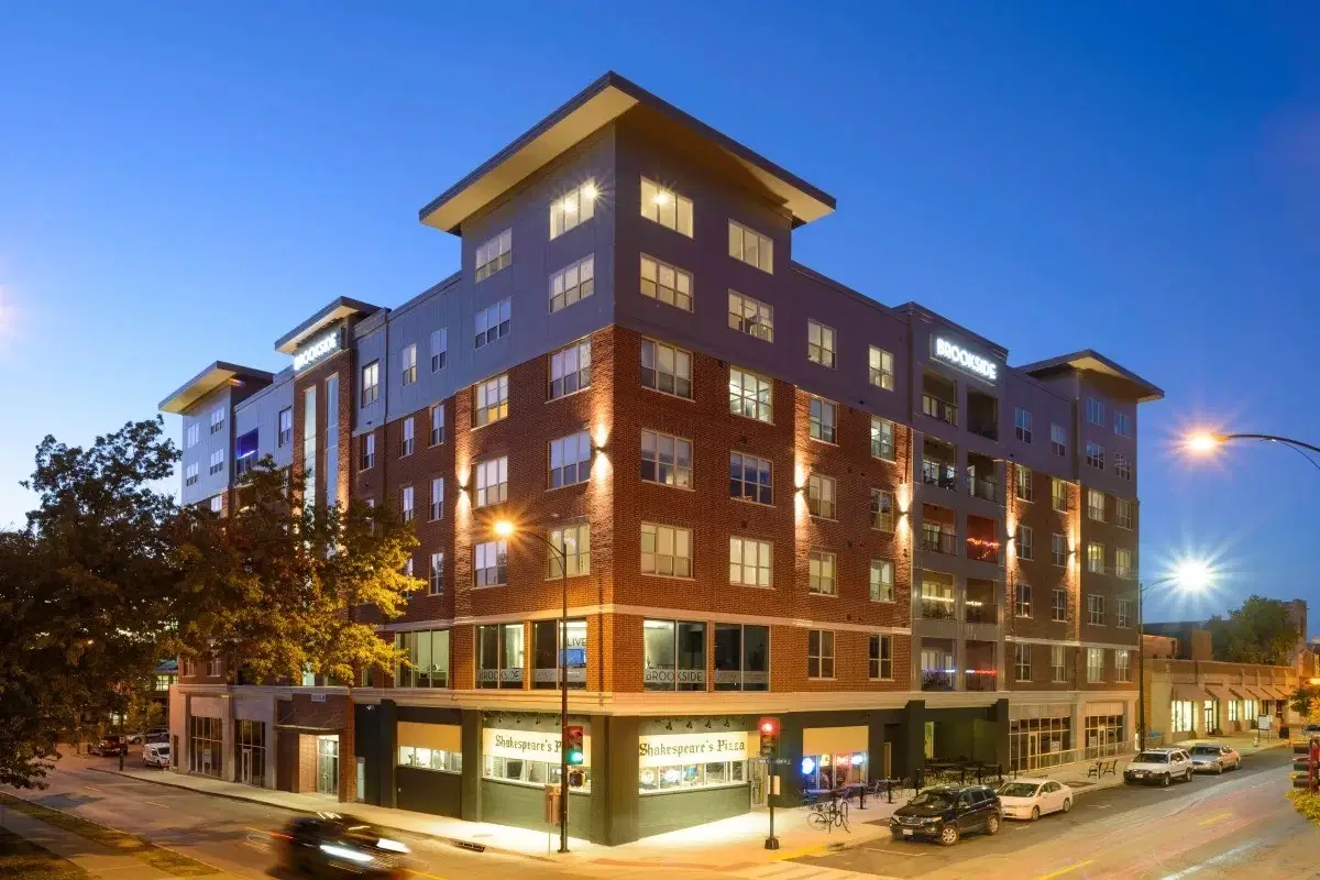Brookside Downtown, Columbia – Exterior