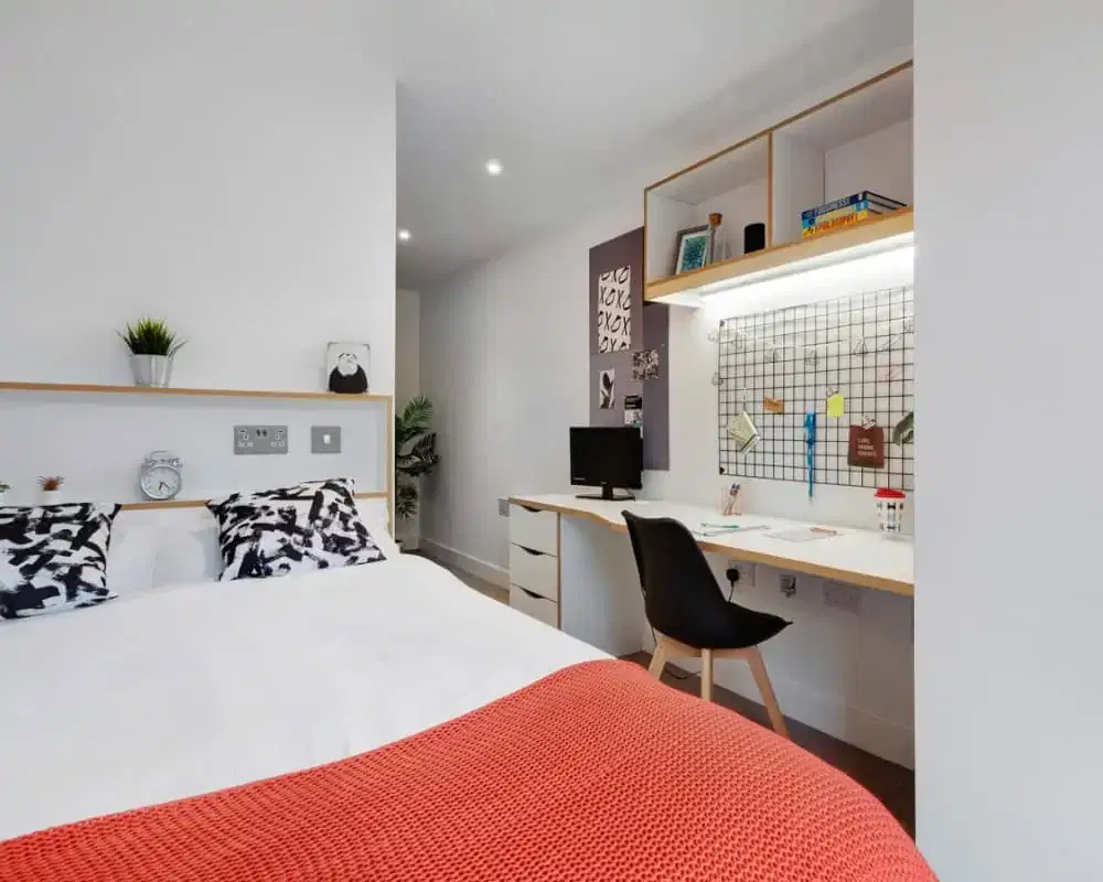 27 Magdalen Street, Colchester – Deluxe En-suite