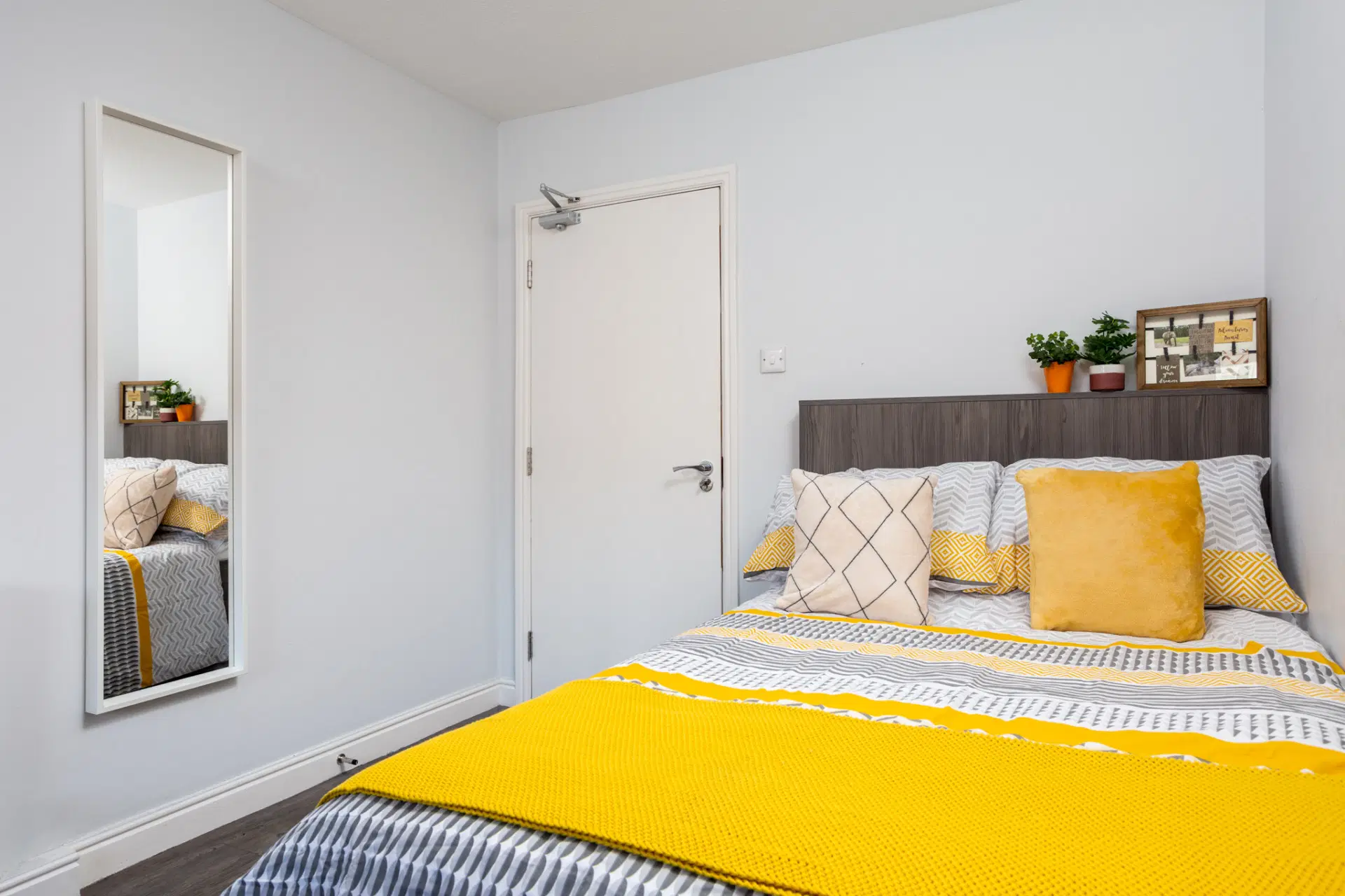 Royal Park, Leeds – Three Bed Flat