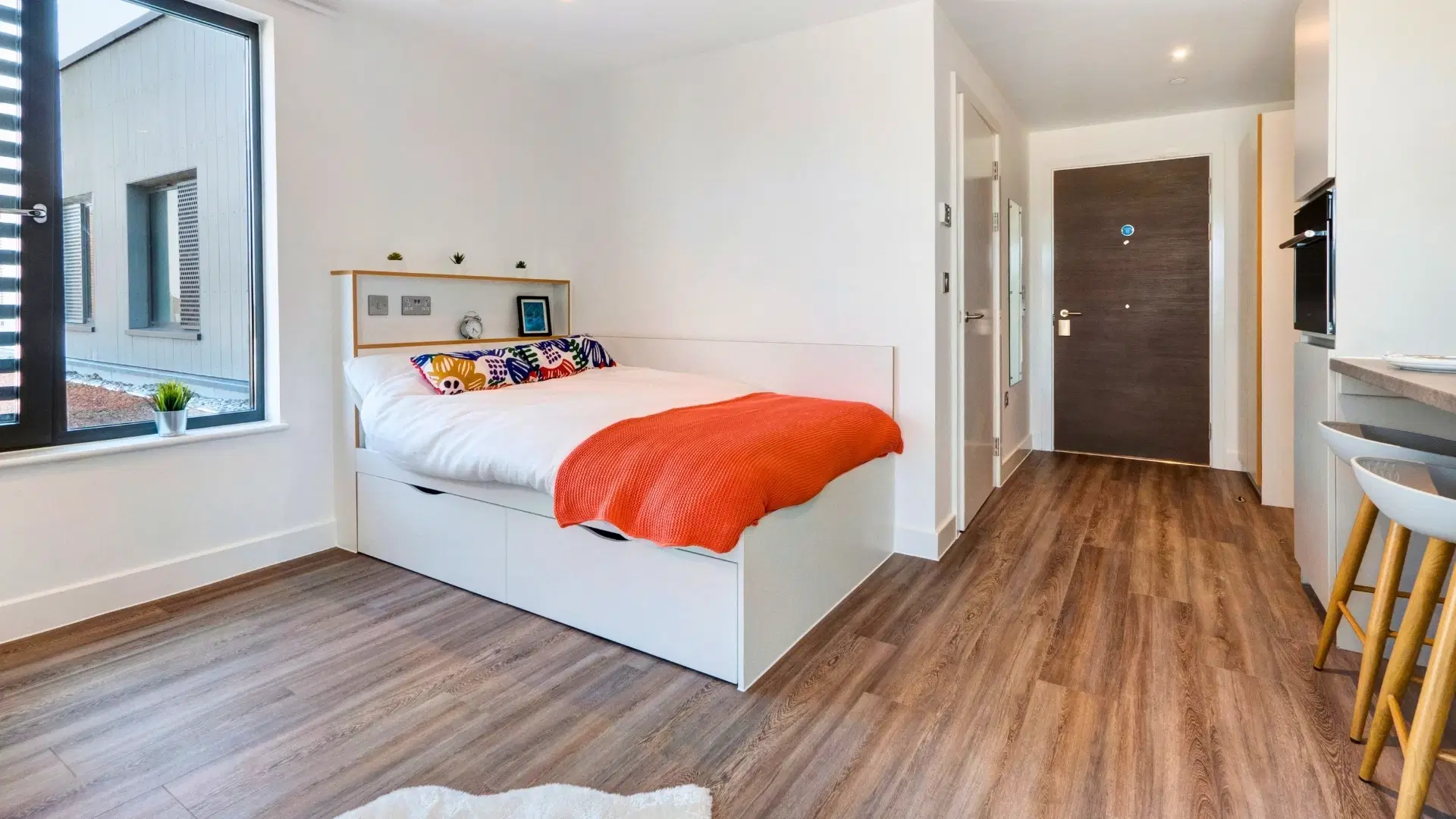 27 Magdalen Street, Colchester – Studio Platinum Plus