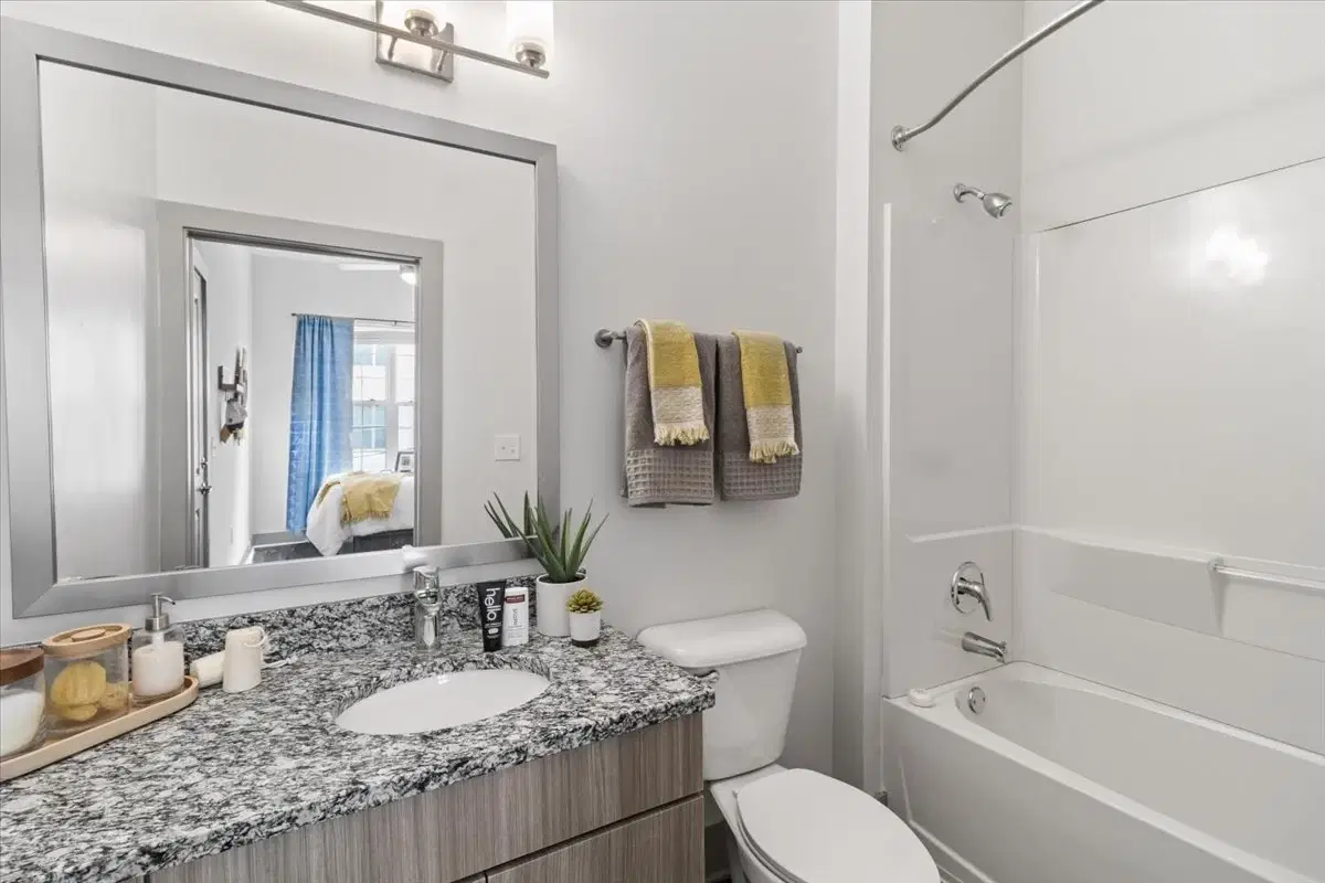 Paloma West Midtown, Atlanta – Bathroom