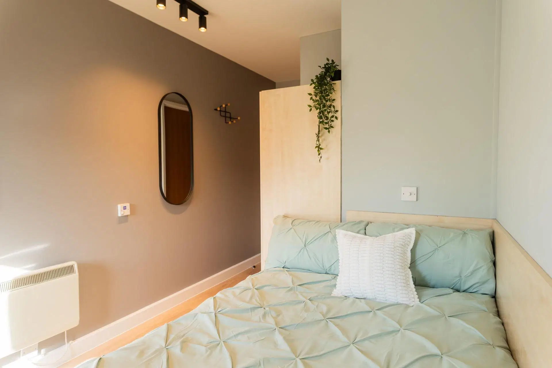 St Peters Court, Nottingham – Gold En Suite
