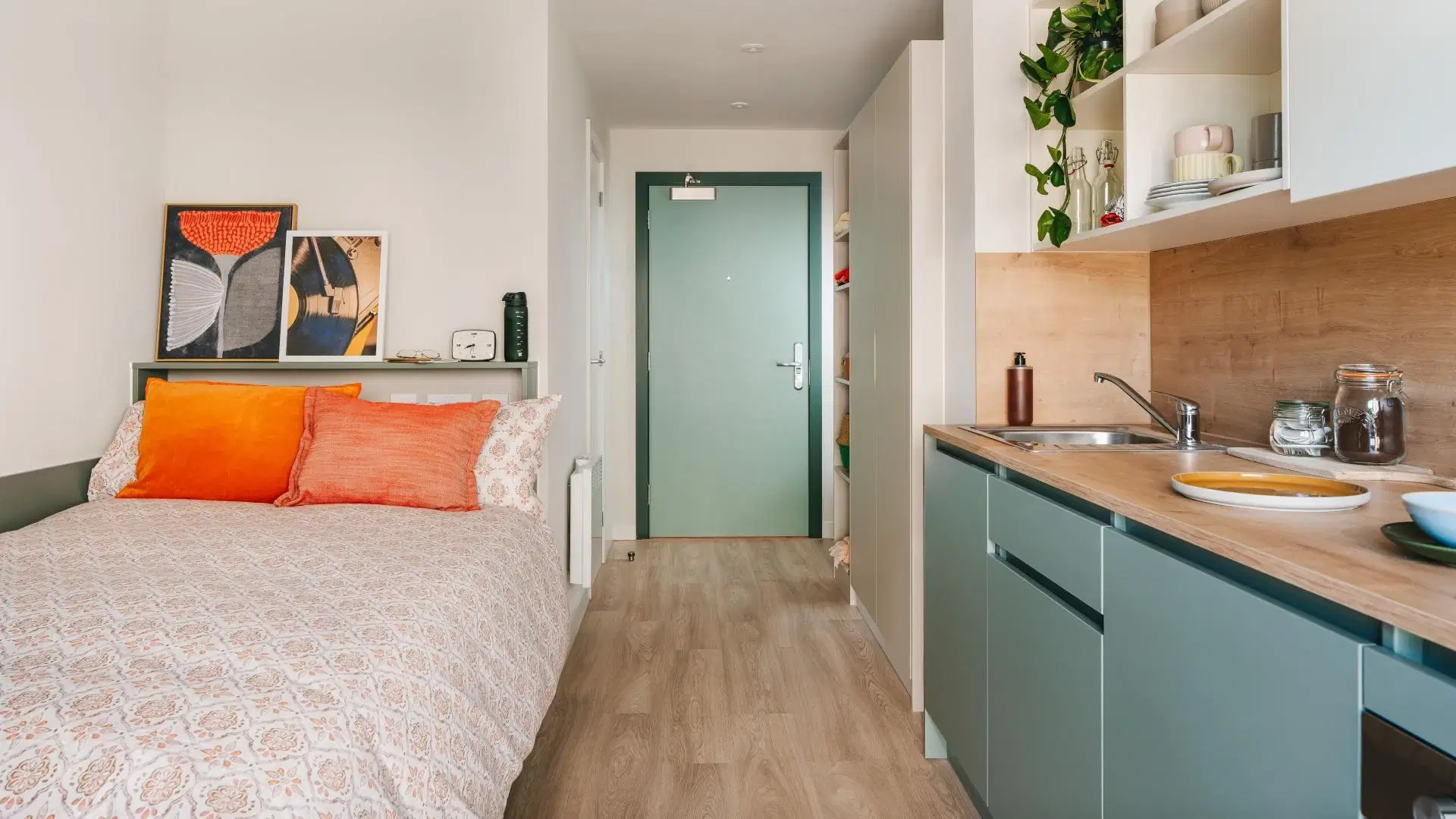 City Wharf, Glasgow – Deluxe Studio
