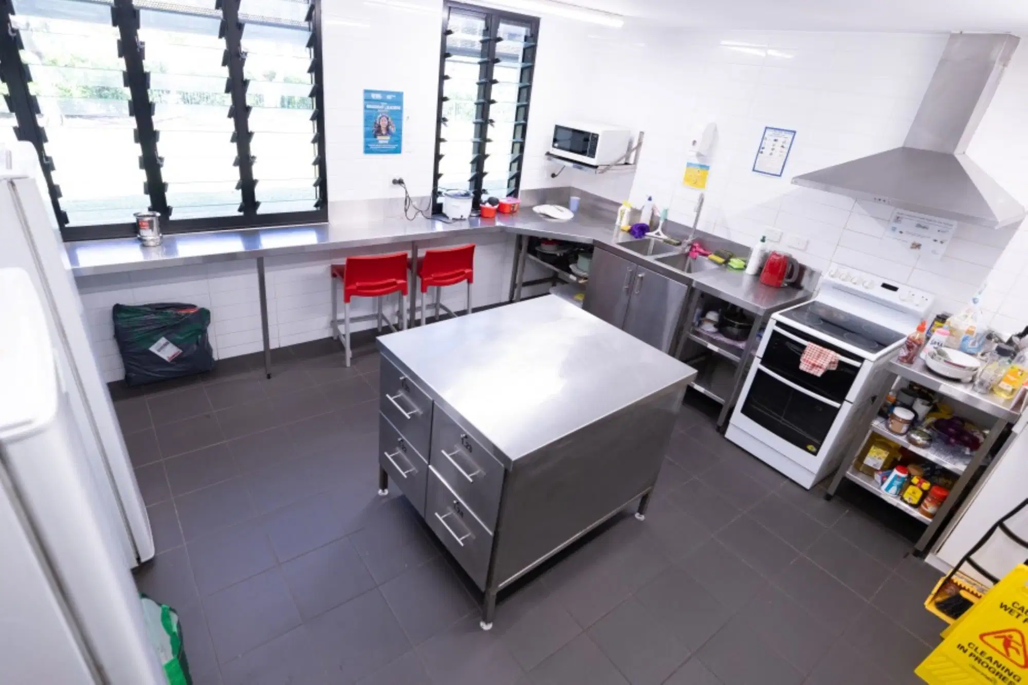 CDU Village Casuarina Campus, Darwin – Kitchen