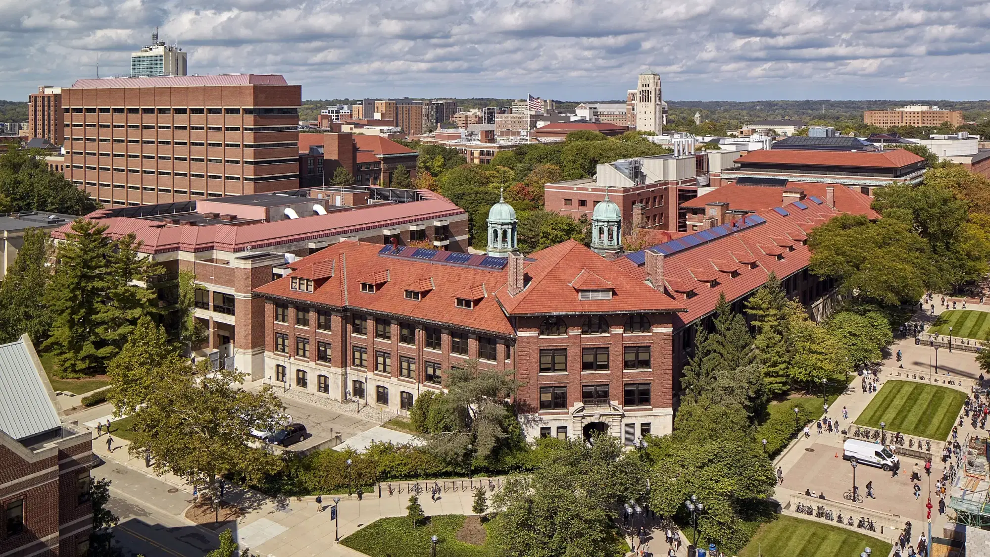 Six11, Ann Arbor – Exterior
