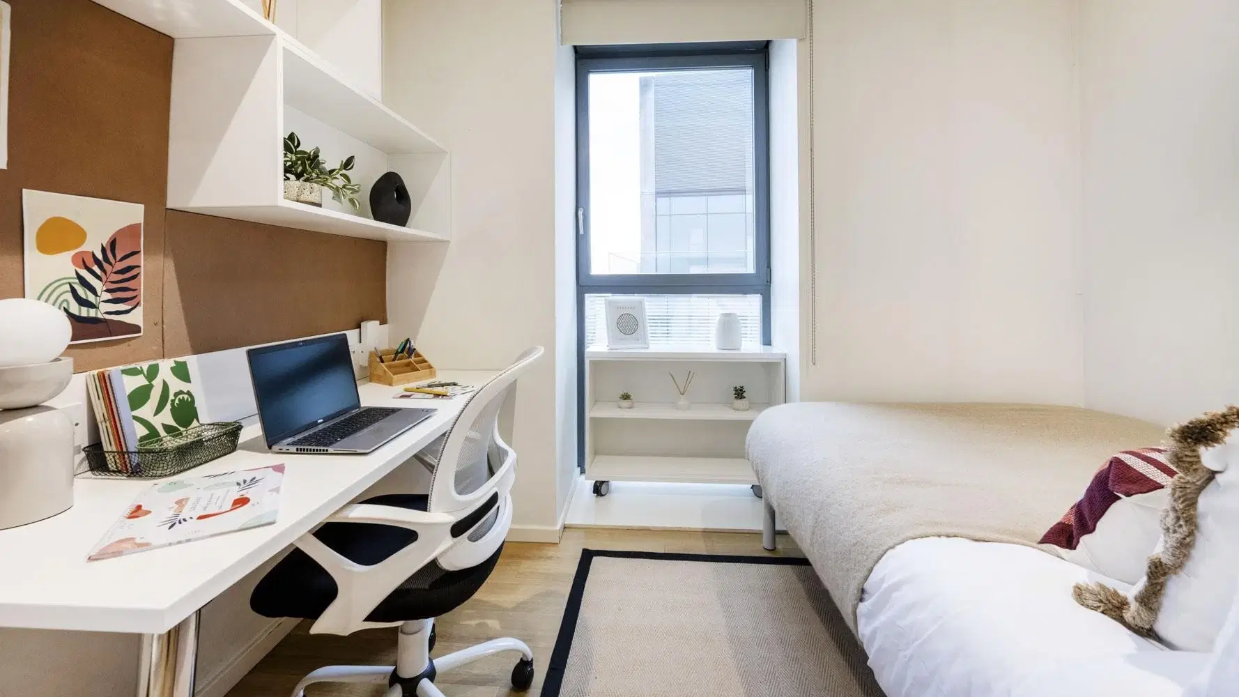 Wood Lane Studios, London – Premium Studio - Upper Floor