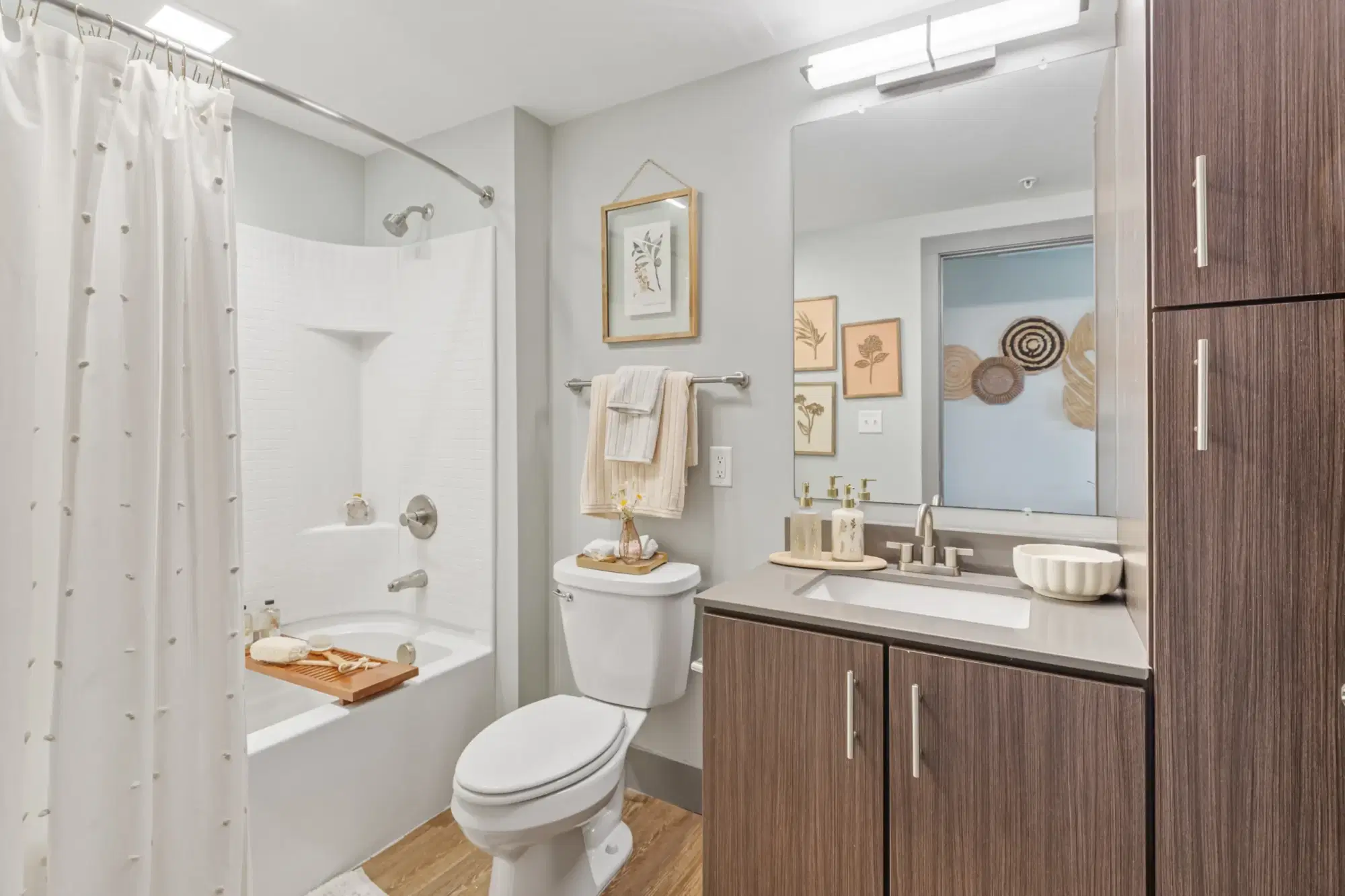 The Yard, Ann Arbor – Bathroom