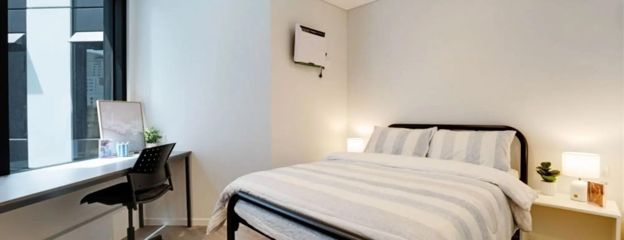 UniLodge Auckland Central, Auckland – Double Deluxe (Accessible)