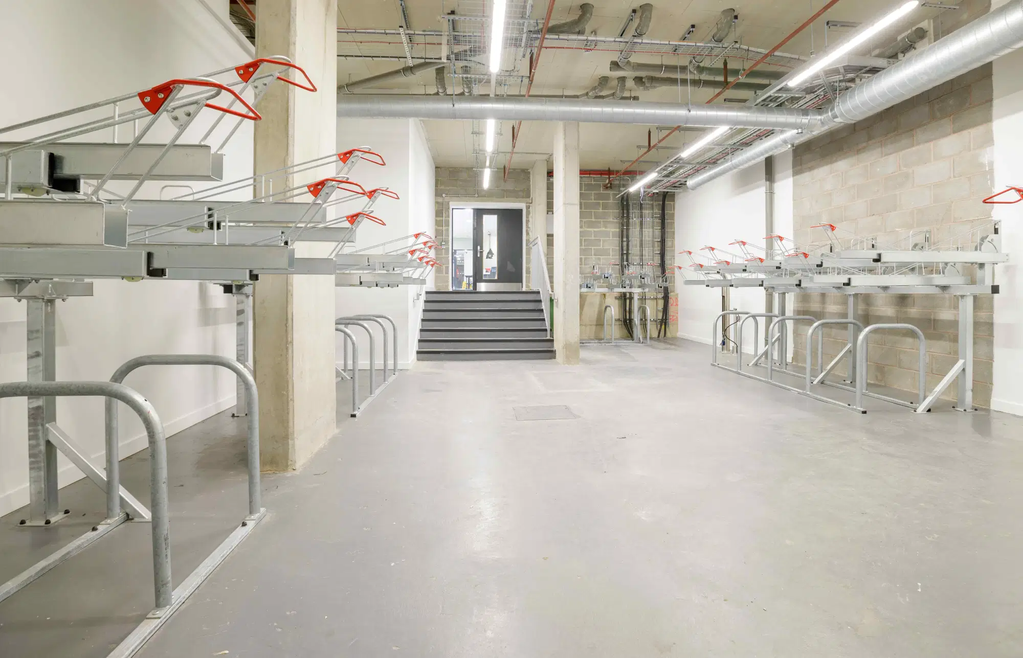 Waterside, Bristol – Amenities
