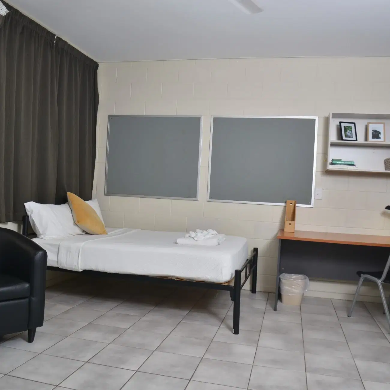 CDU Village Casuarina Campus, Darwin – Dorm Room Large