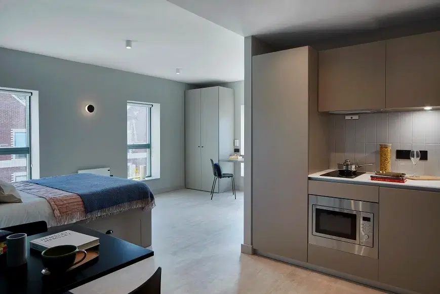 The Garage, Egham – Penthouse