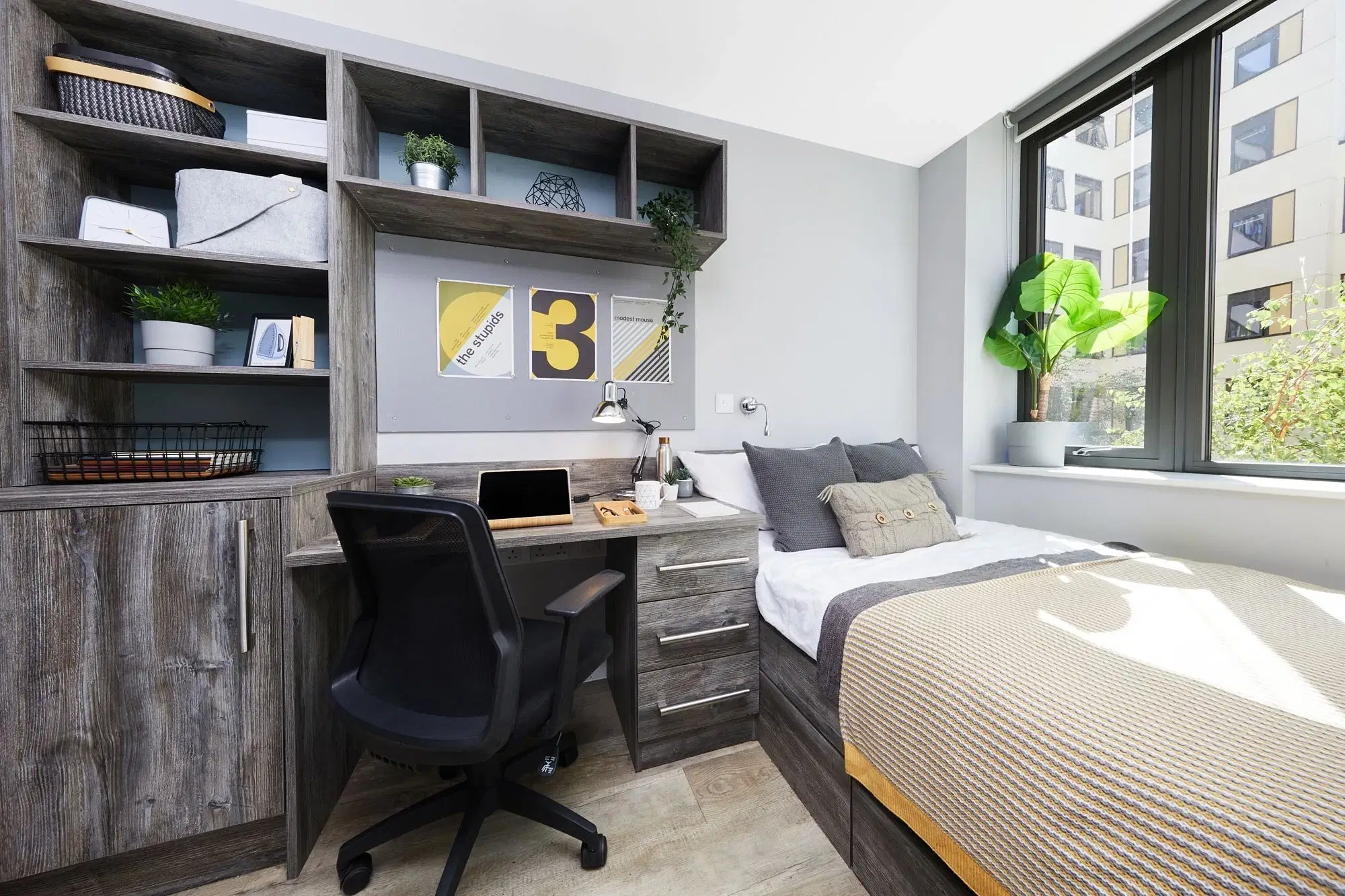 Collegiate Crown Place, Cardiff – Standard 2-Bed Apartment
