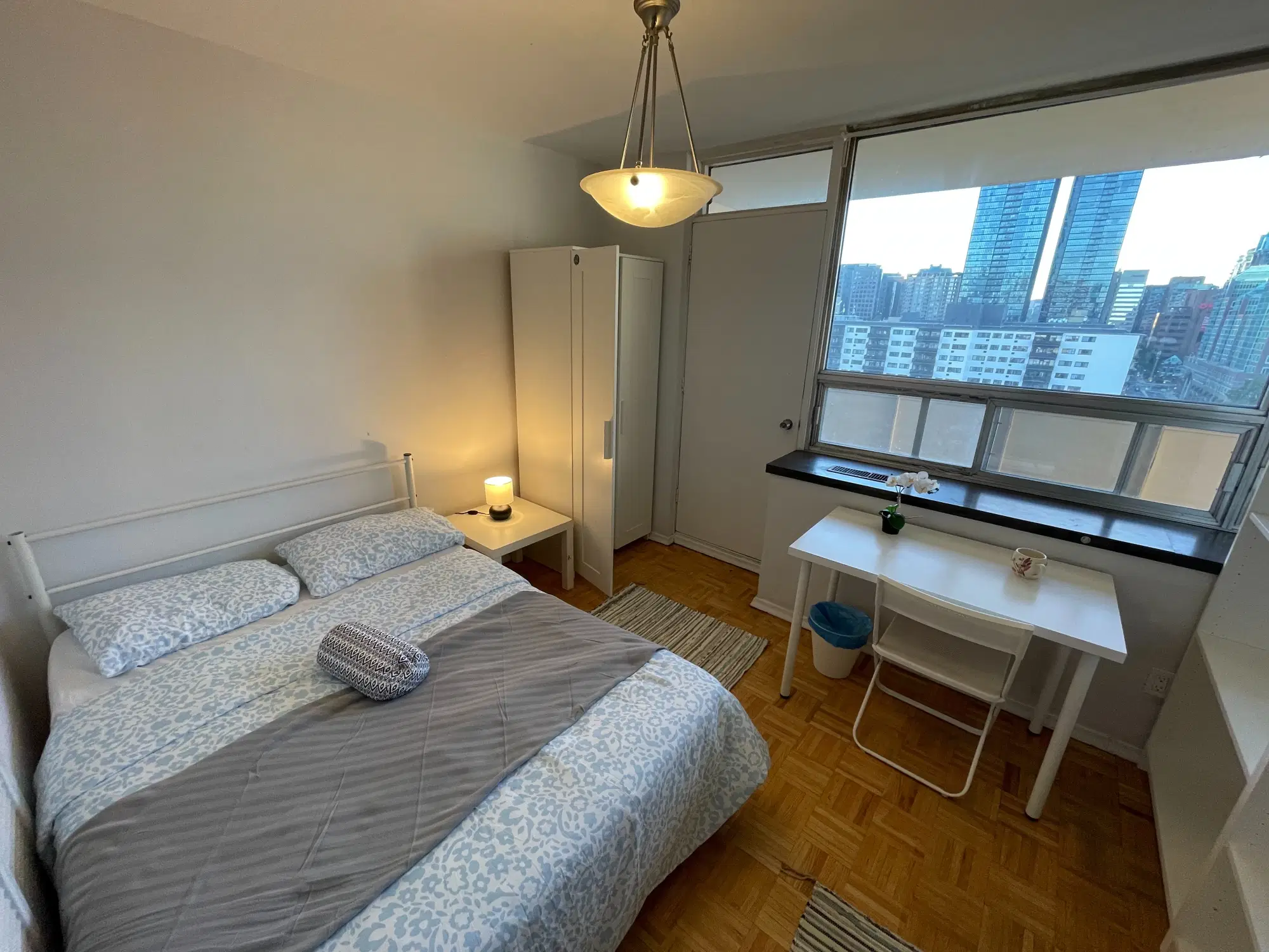 Johnson's Hundred Wellesley, Toronto – Flex Balcony Room