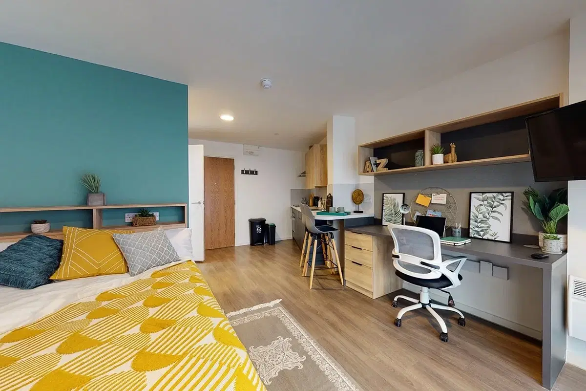 Canvas Coventry Arundel House, Coventry – Gold Studio