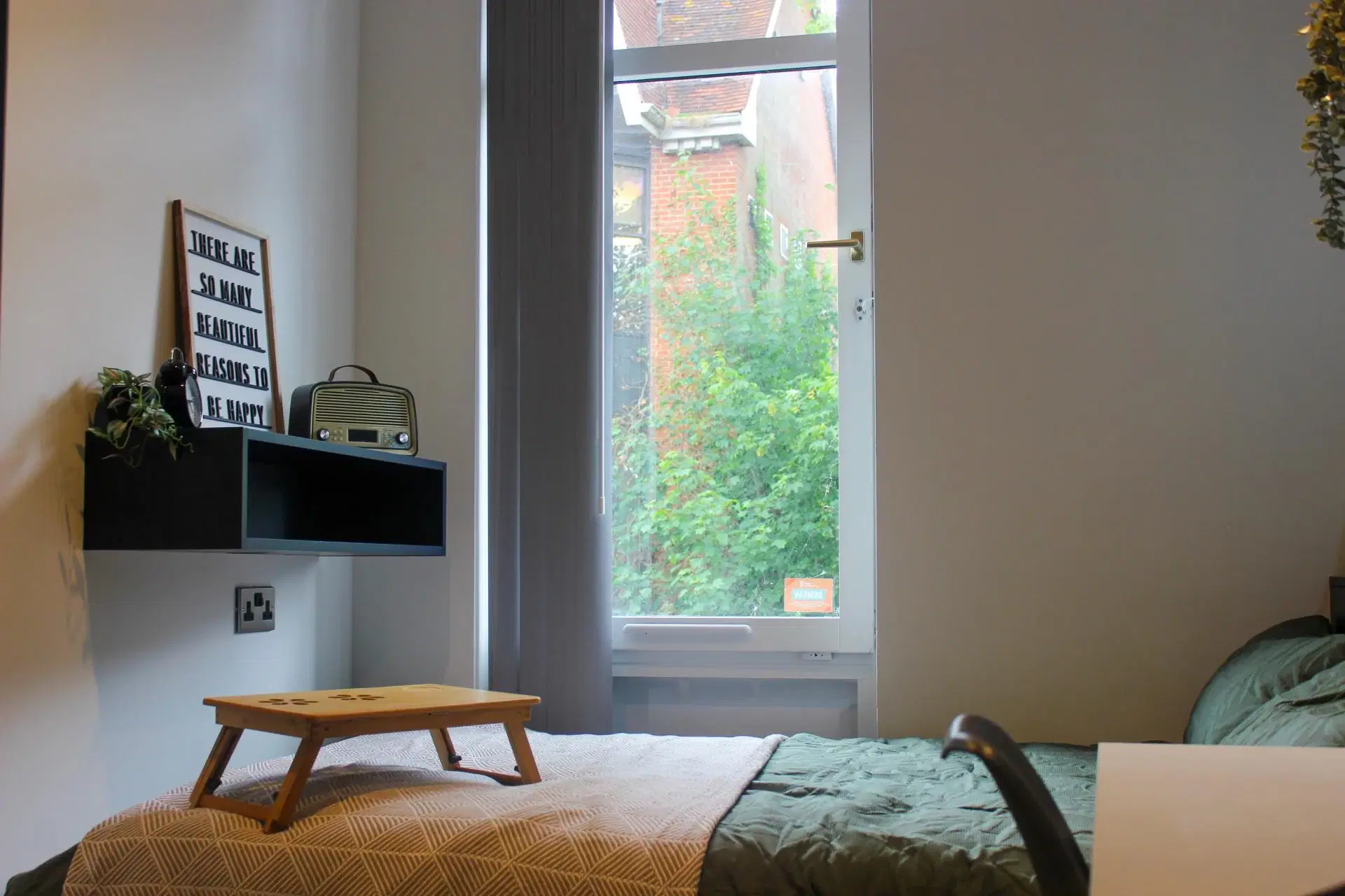 The Bridge, Guildford – Premium Studio