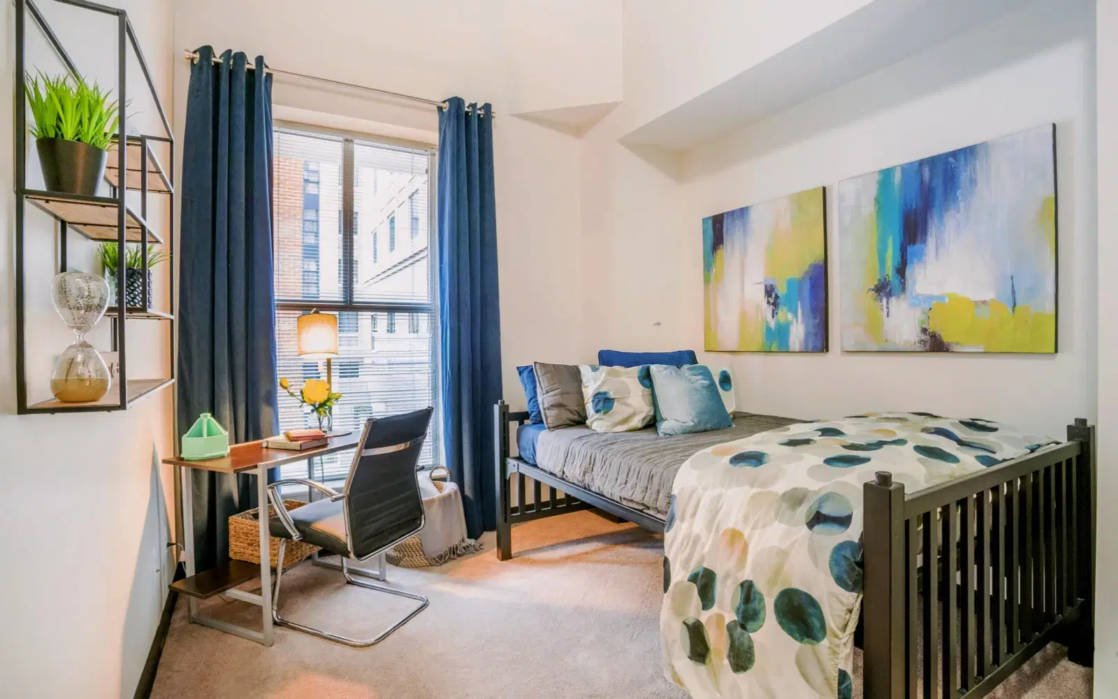 Sterling Arbor Blu, Ann Arbor – 5 Bedroom 4 Bathroom