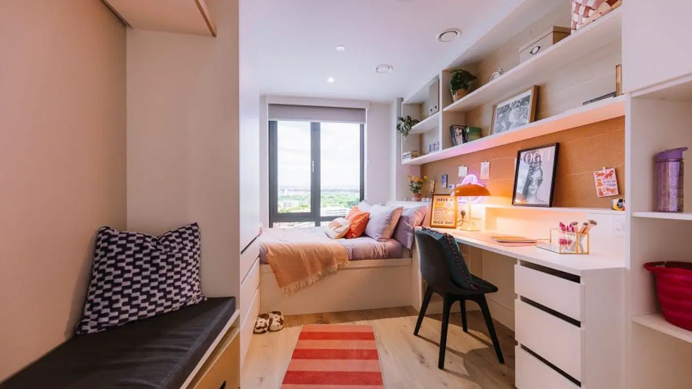 iQ Chandos House, Manchester – Platinum ES Deluxe Plus
