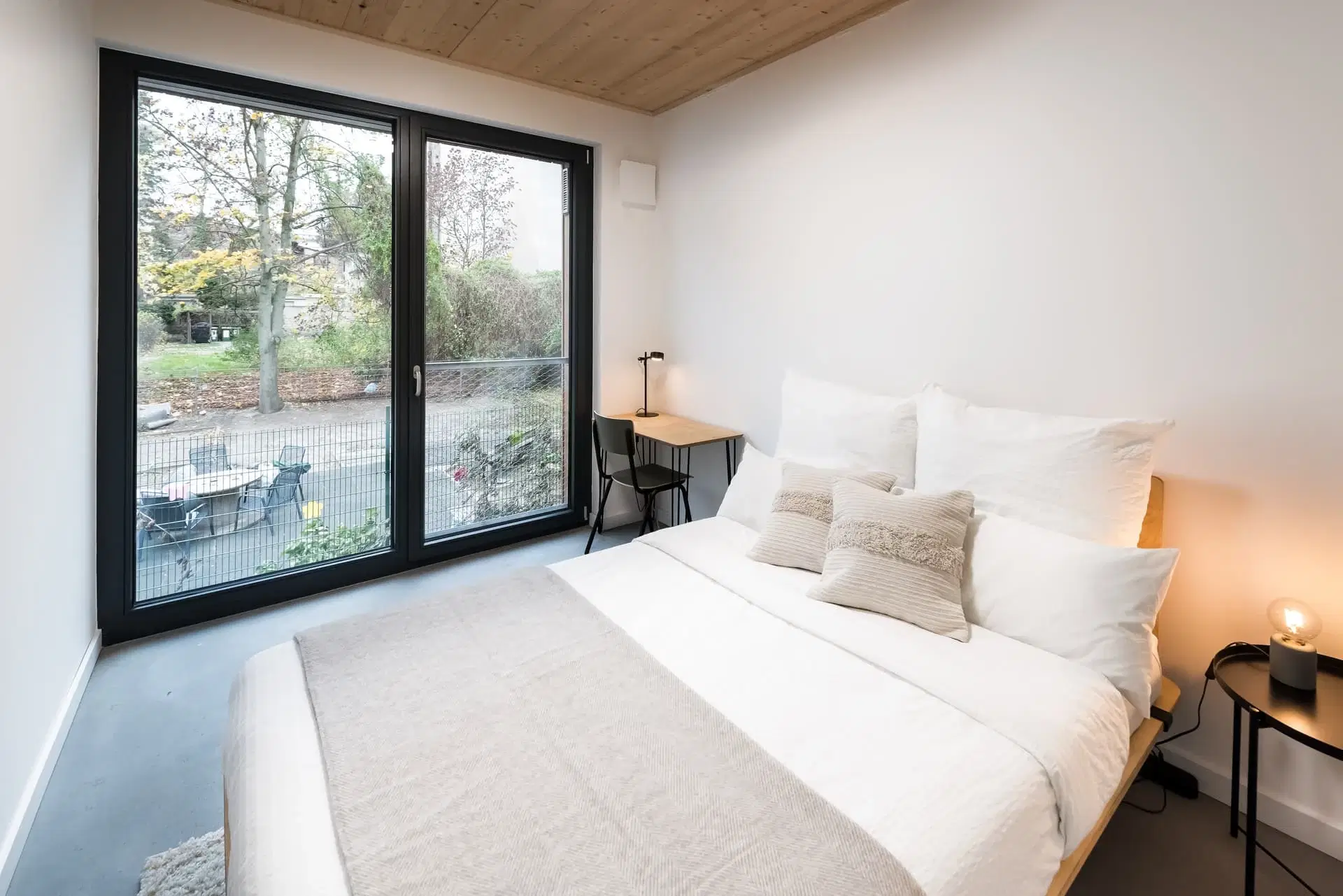 HAB 12049, Berlin – Private Room (00902)