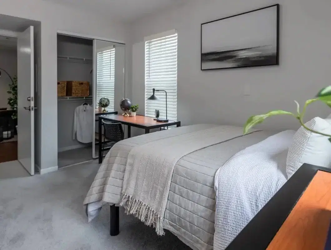 848 Mitchell, Arlington – 4 Bedroom 4 Bathroom