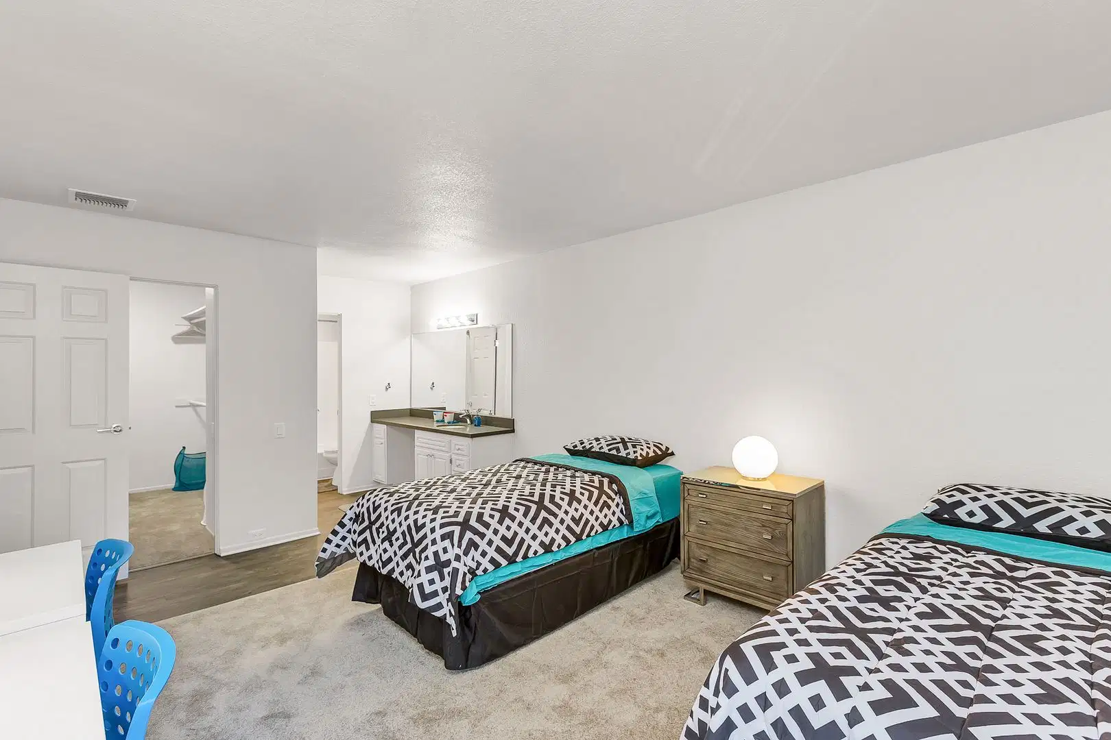 3600 Barham Blvd, Los Angeles