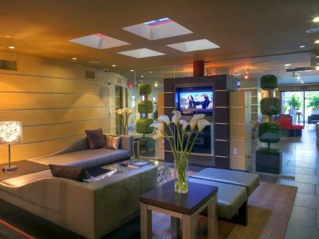 375 South Third Street, Burbank – Common Area