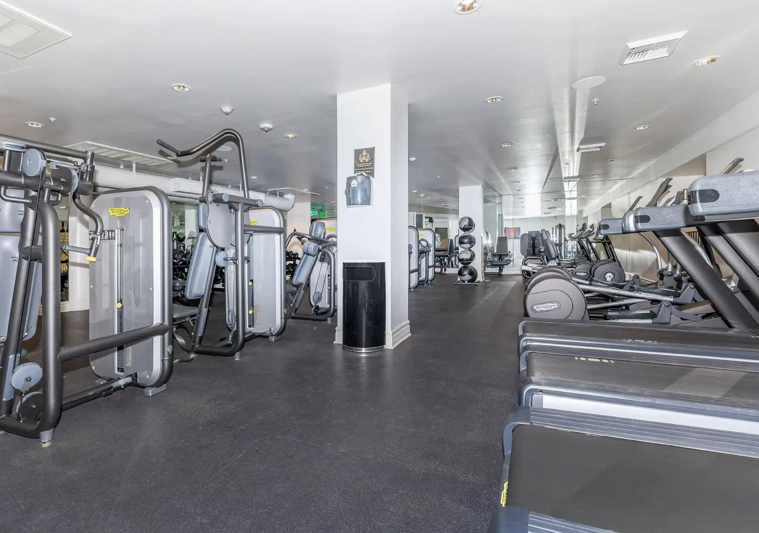 928 S. Broadway, Los Angeles – Amenities