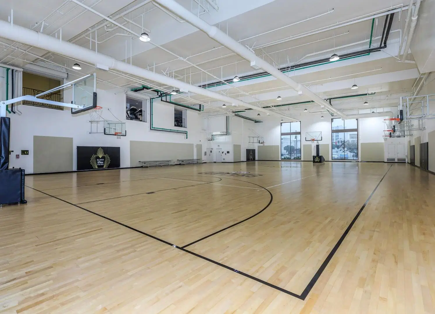 928 S. Broadway, Los Angeles – Amenities