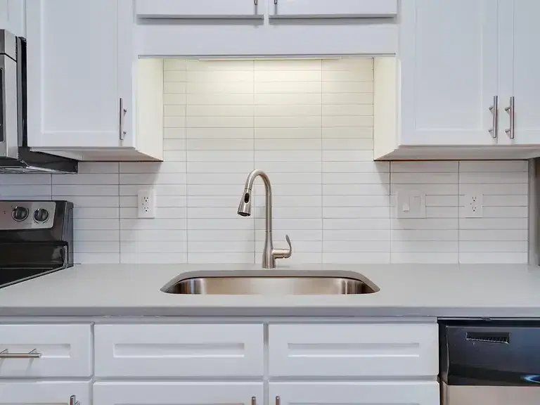 Yugo Minneapolis 412 Lofts, Minneapolis – Studio