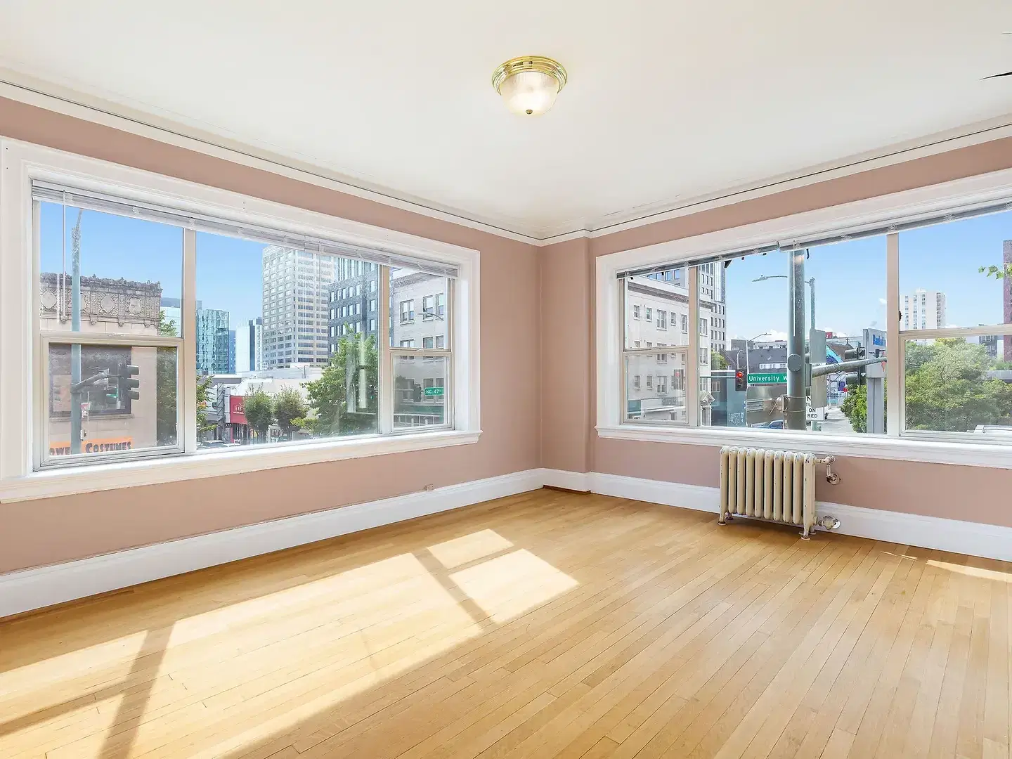 Yugo Seattle Wilsonian, Seattle – 2 Bed, 1 Bath Classic