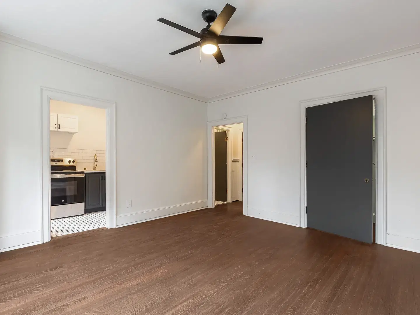 Yugo Seattle Wilsonian, Seattle – Studio Classic Renovated