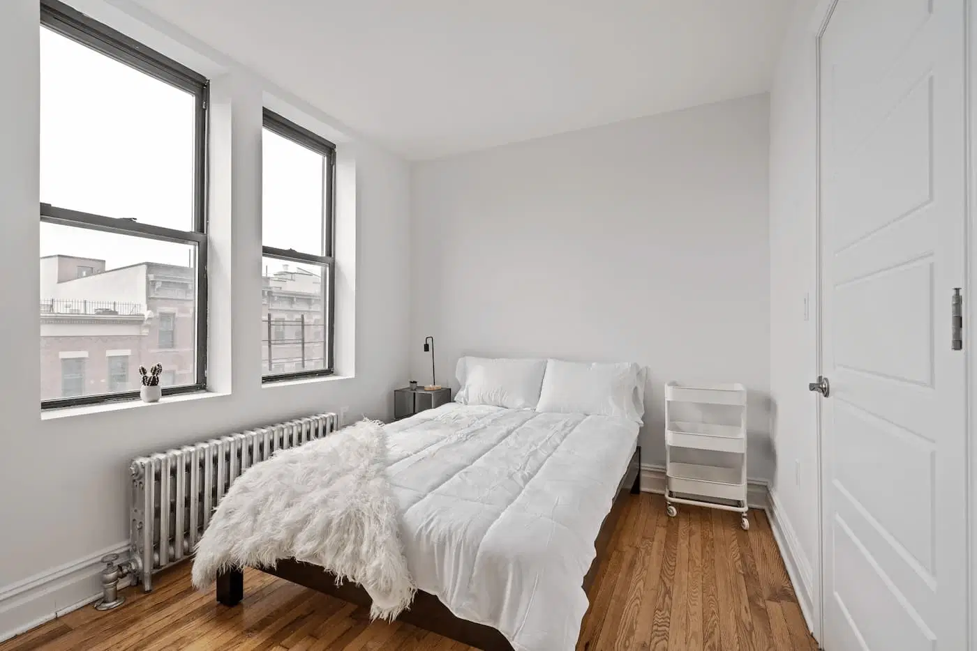 The Greenpoint House, New York – 3 Bedrooms 2 Bathrooms Apartment