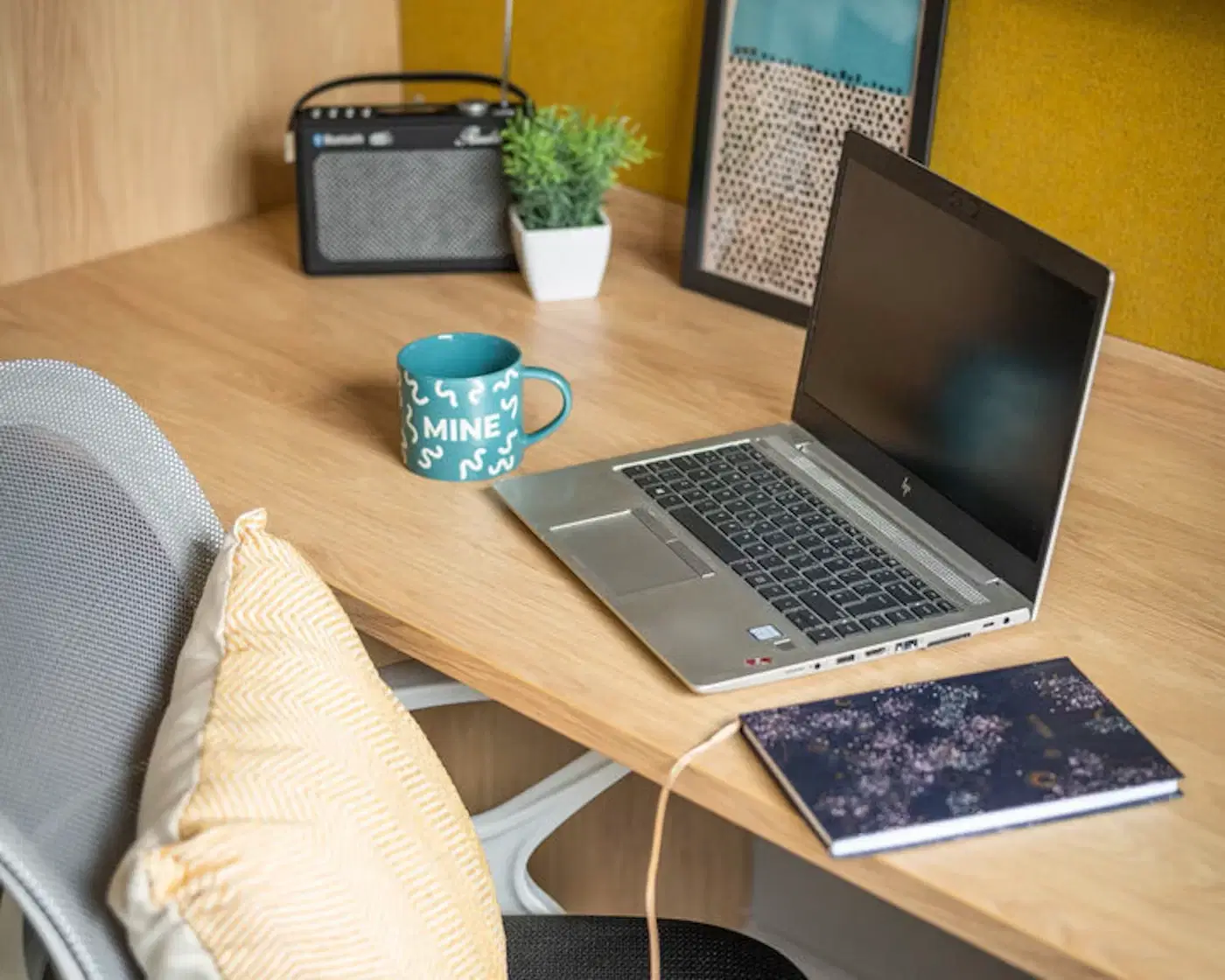 Zinc Quarter, Bristol – Bedroom Gold (Shared Bathroom)