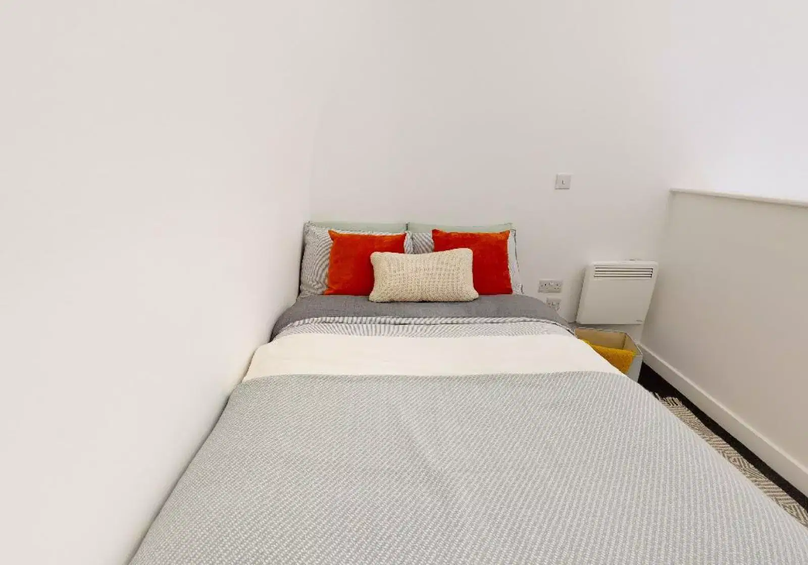 iQ Flinders House, London – Diamond Studio