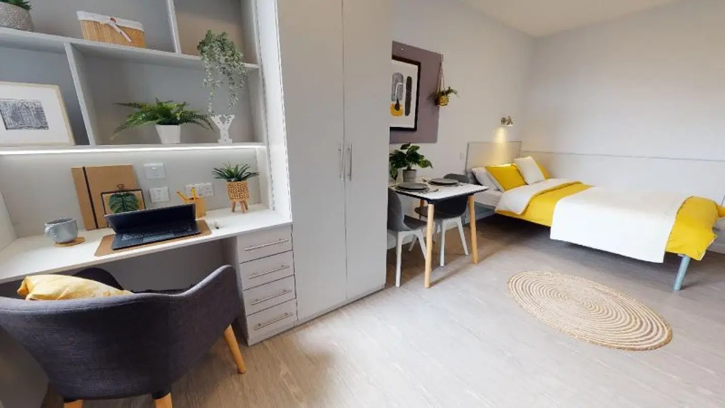iQ Newland House, Nottingham – Silver 2 Bed Apartment