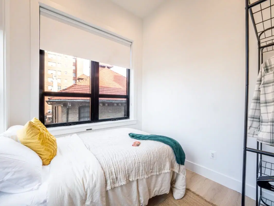 The Parkway House, Washington – Standard