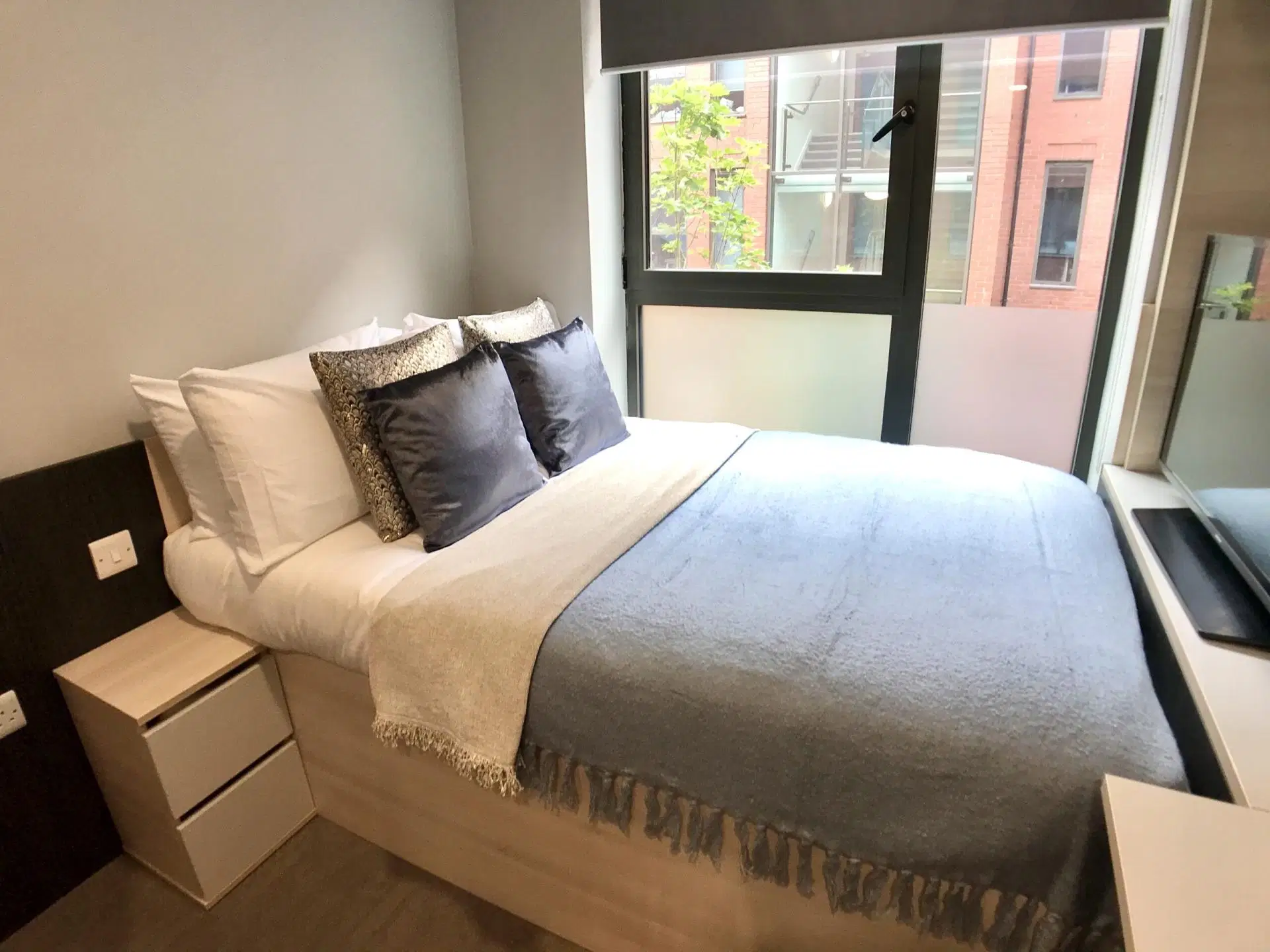Steel City, Sheffield – Classic Ensuite