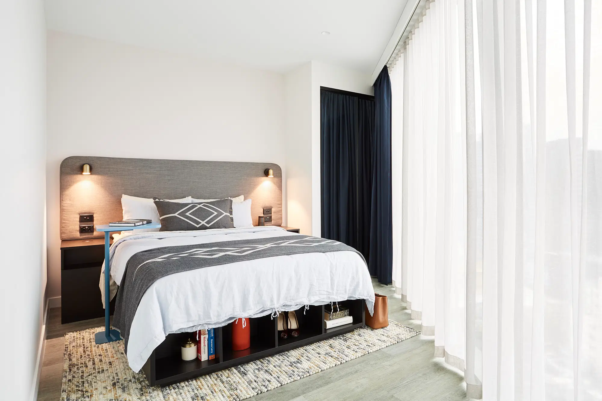 Scape Aurora, Melbourne – 1 Bed Suite, Queen Bed