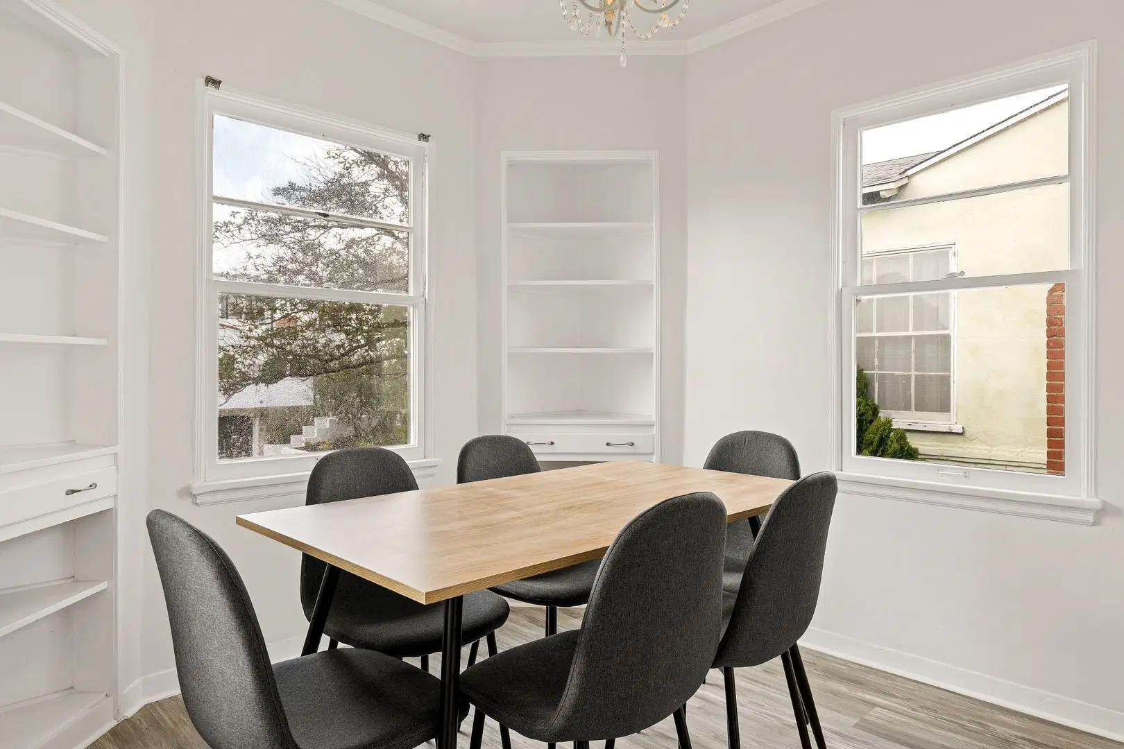 1740 S Kelton Ave, Los Angeles – Amenities