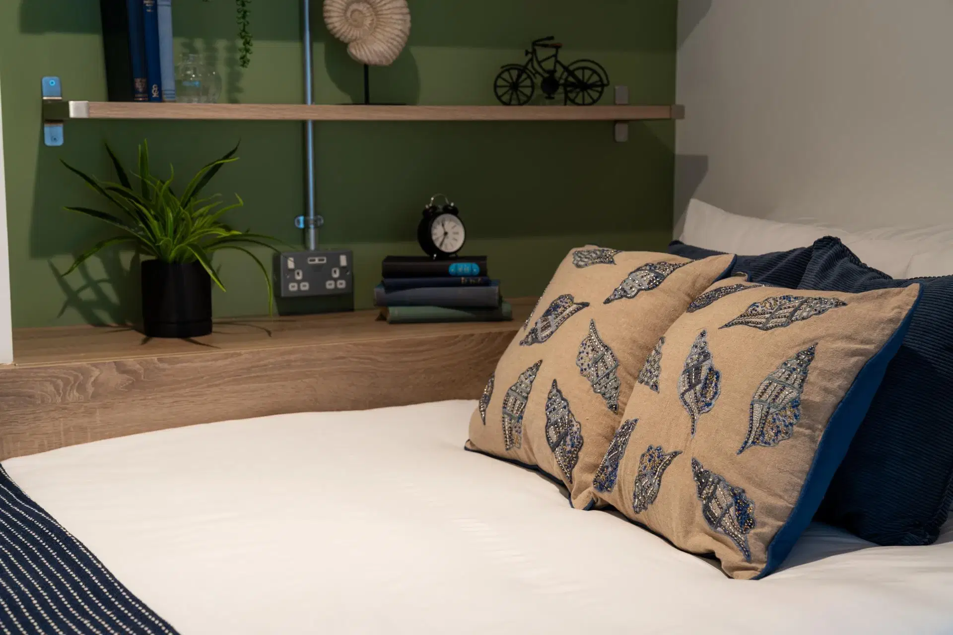 Leonardo, Leeds – Gold Loft Apartment