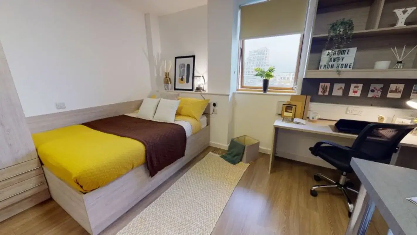 iQ Kingston, Kingston upon Thames – Gold Studio-2627
